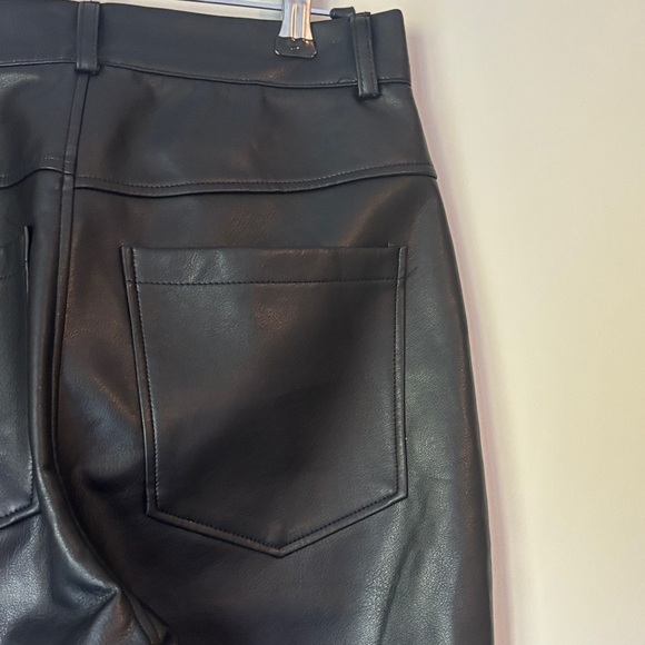 Workshop high rise Wide leg zipper opening black faux leather pants size small - Picture 5 of 10